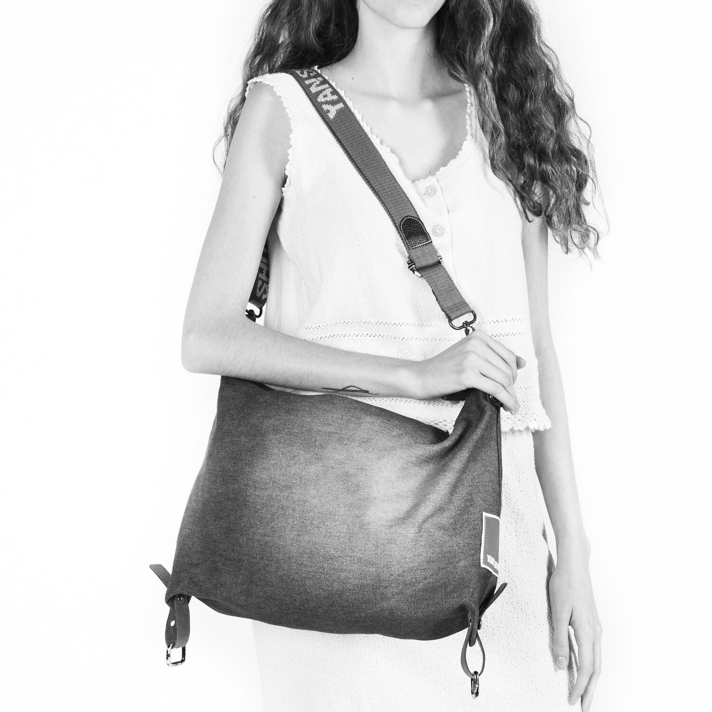 YAN SHUANG Unisex Bamboo Cotton Crossbody Bag Black