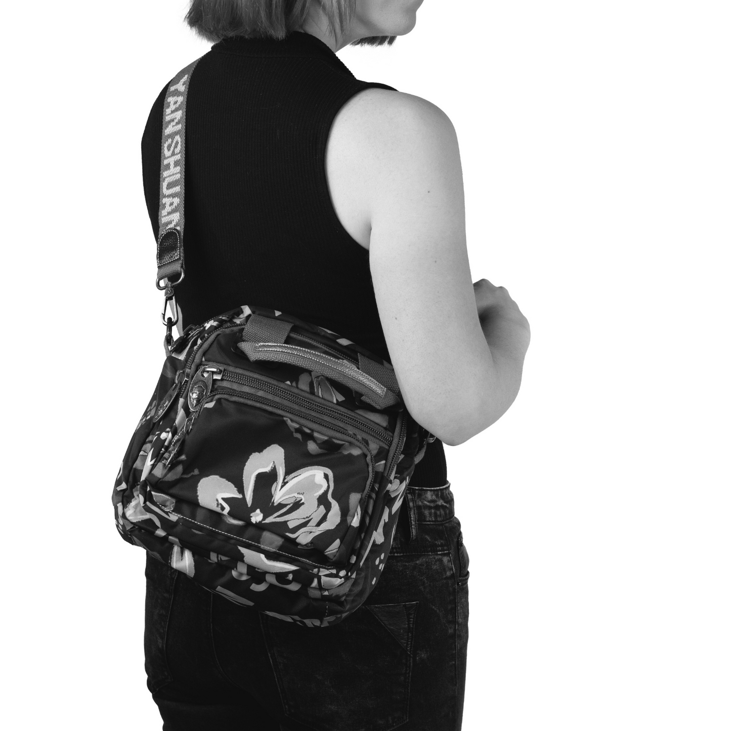 YAN SHUANG Bandolera Five Leaves