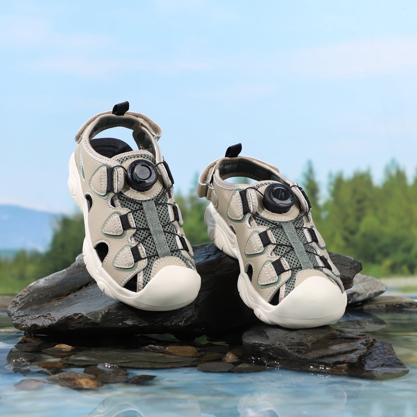 DR. KONG 010 GREY SANDALS