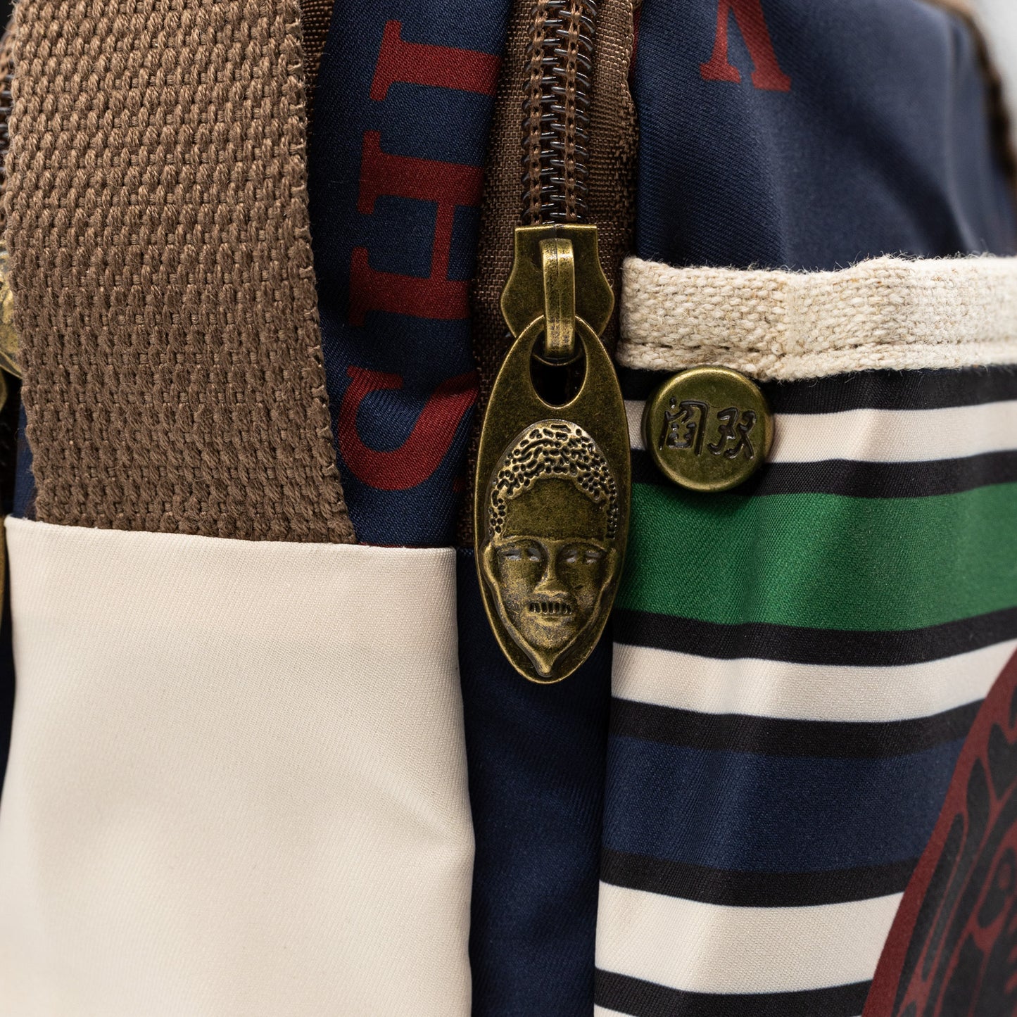 YAN SHUANG Unisex Badge Shoulder Bag