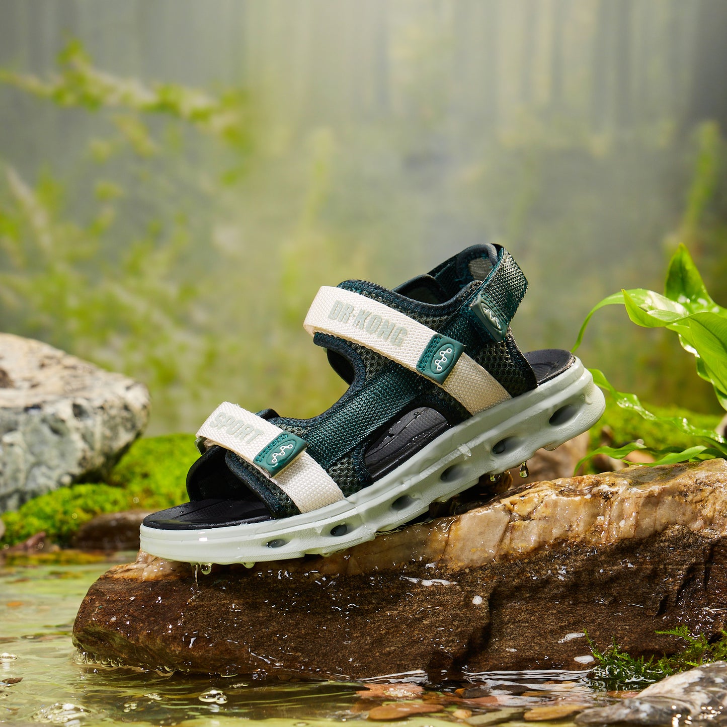 DR KONG 755 GREEN BLACK SANDALS