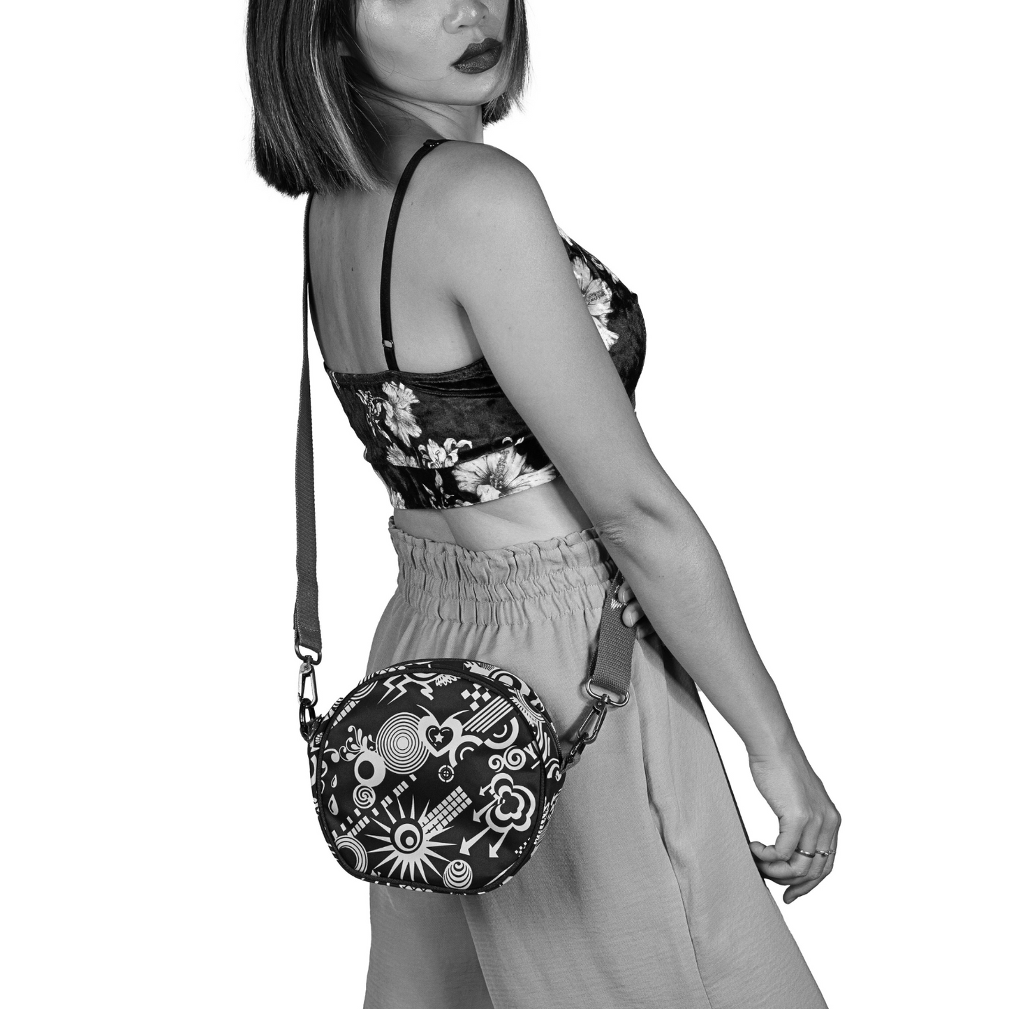 YAN SHUANG Black Cotton Linen Shoulder Bag